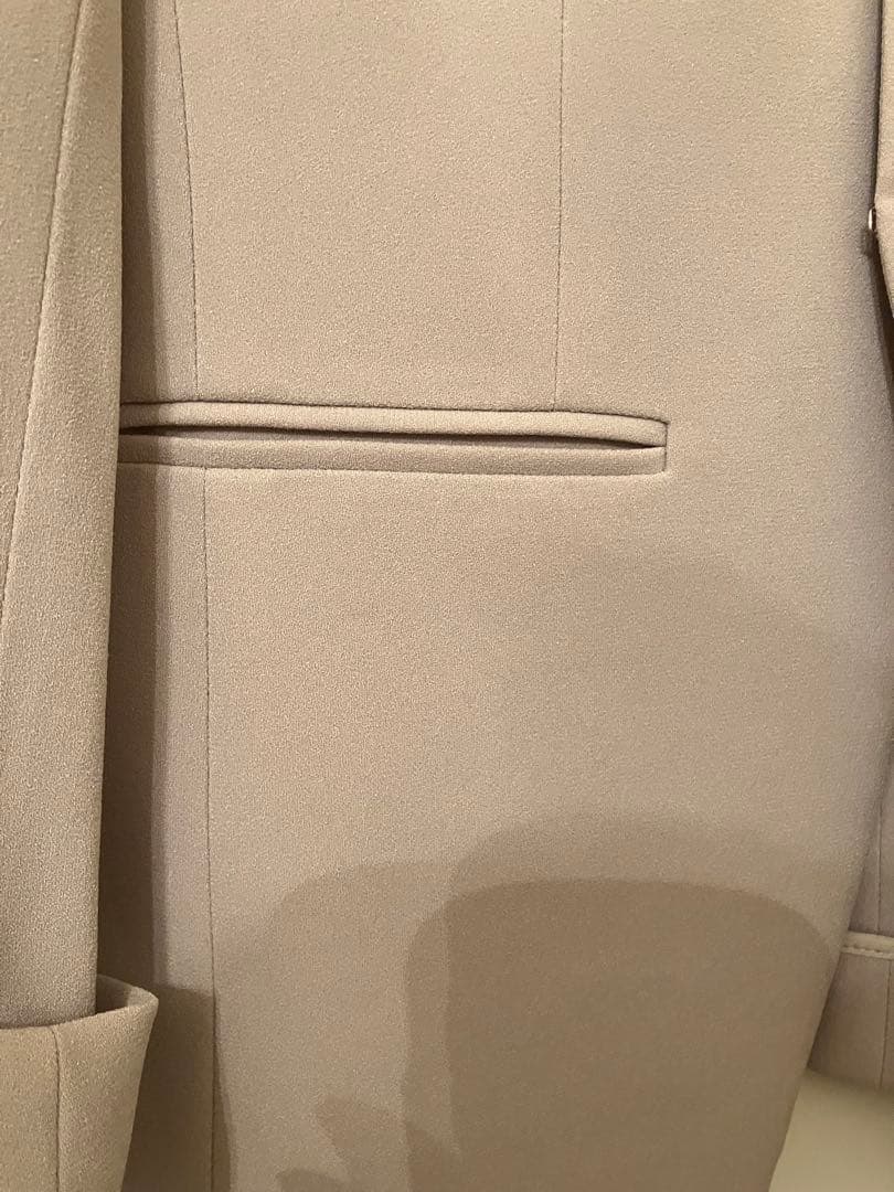 セオリーリュクス　ベージュ ノーカラージャケット38