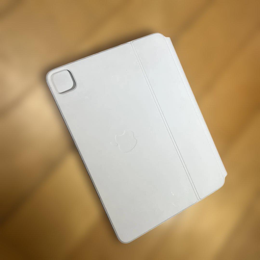 Apple 純正magic keyboard 11インチ対応