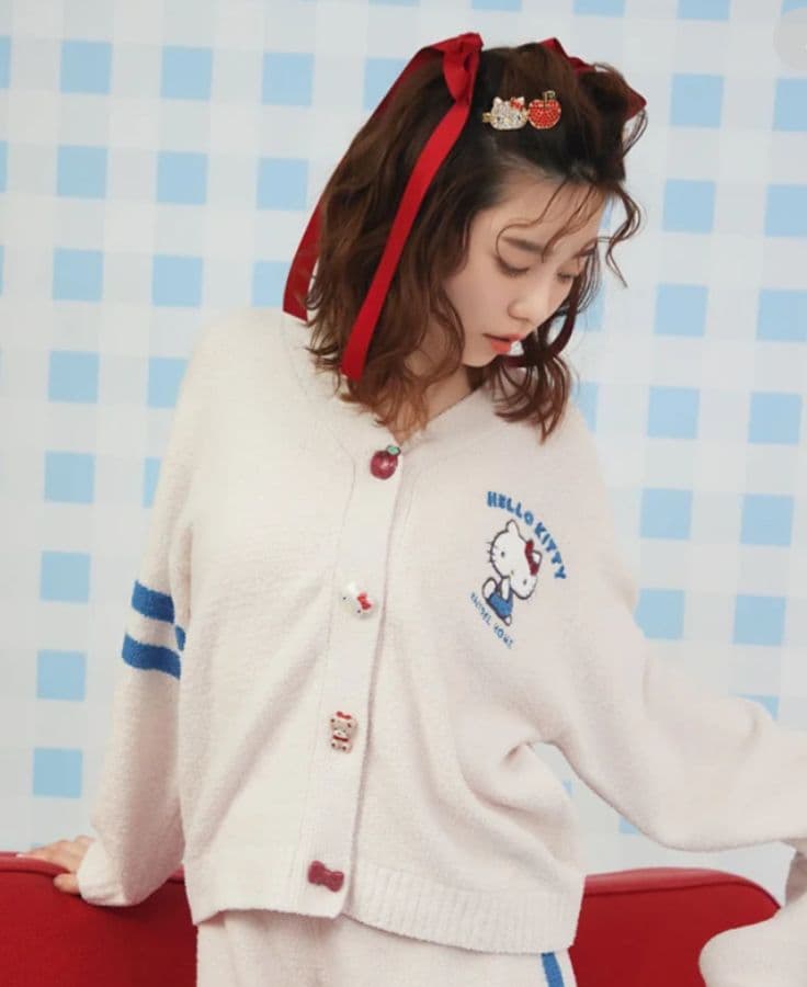 スナイデルホーム【HELLO KITTY】ニットカーディガン