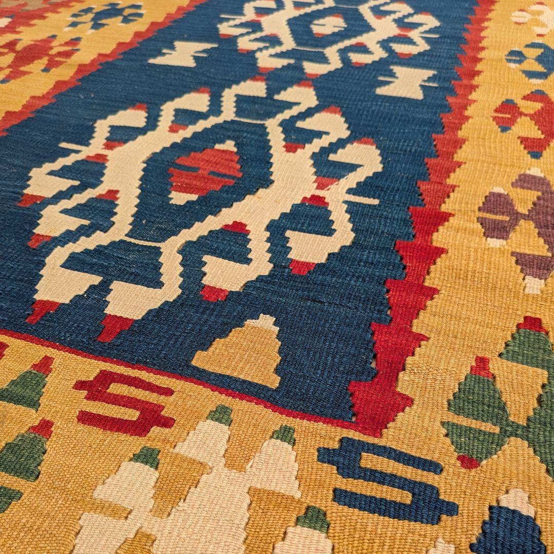 キリム手織り　幾何学模様ラグ 約177x113cm