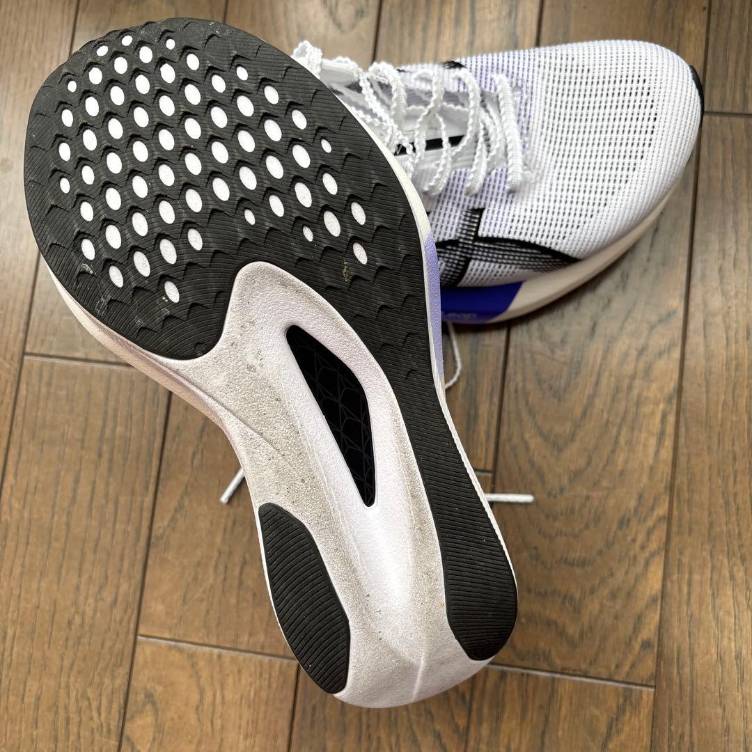 ASICS マジックスピード5ランニングシューズ ホワイト　23cm