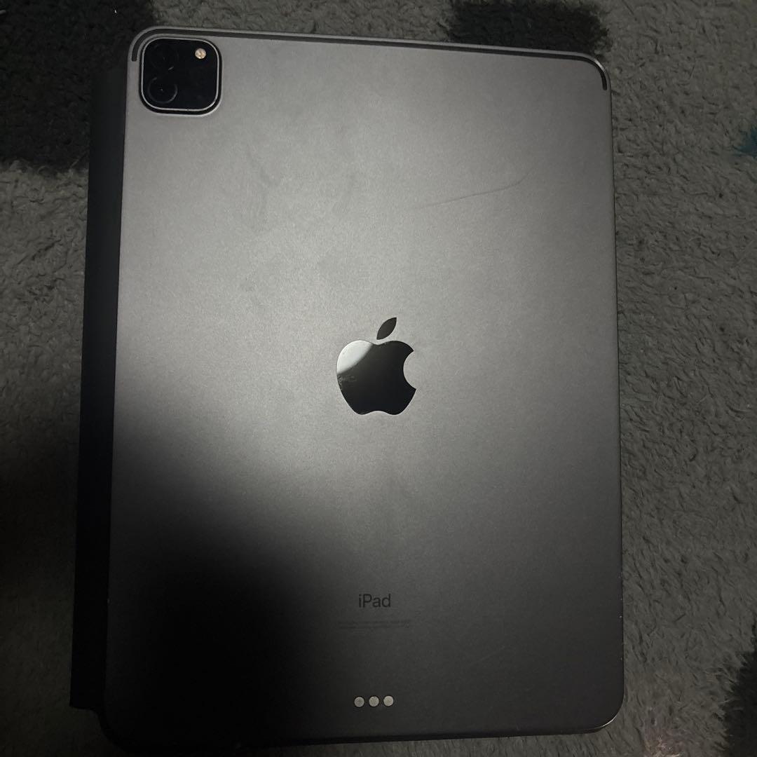 ipad pro 第二世代11.5インチ256GB RGBキーボード付 値下げ可