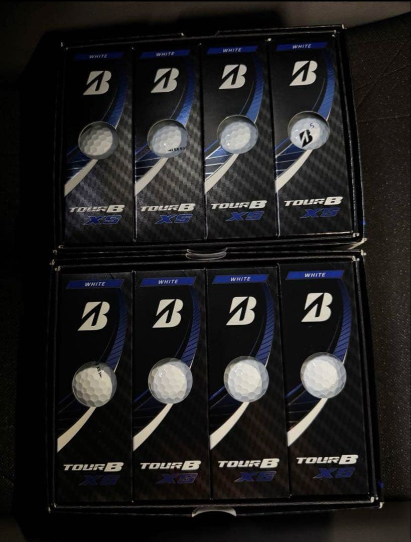 ゴルフボール　TOUR B XS