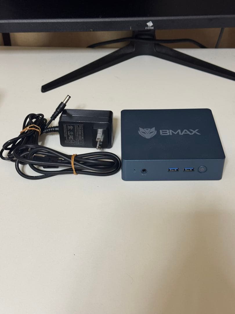 Bmax mini pc Celeron ミニPC