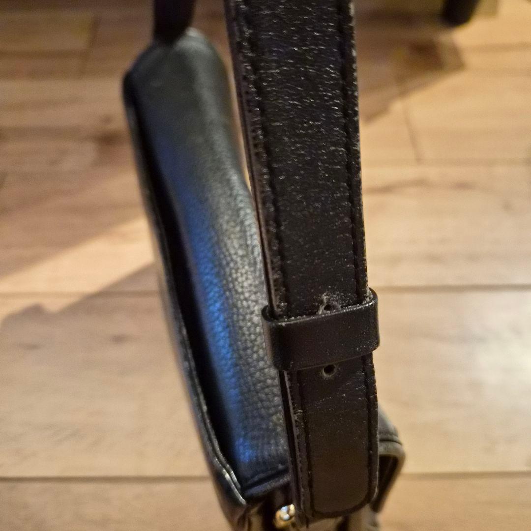 Burberry 黒 レザー ショルダーバッグ