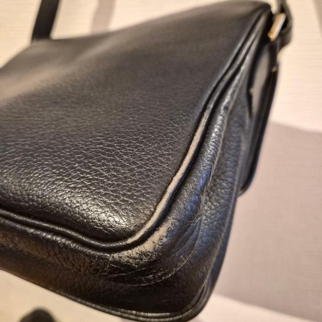 Burberry 黒 レザー ショルダーバッグ