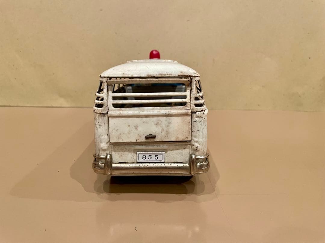 【Volkswagen】 フォルクワーゲン アンビュランス855ミニカー ブリキ