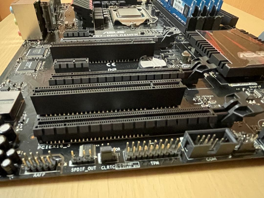 ASUS Z97-PRO GAMERマザーボード　CPU i7-4790K