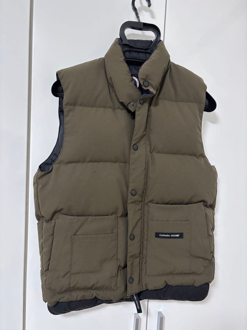   ダウンベスト オリーブグリーン