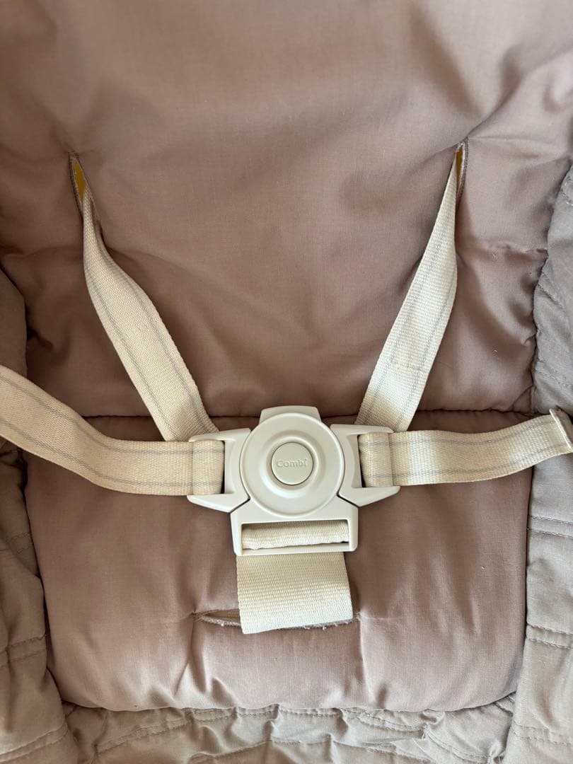 Combi スウィングオート ハイローチェア　ネムリラ　電動