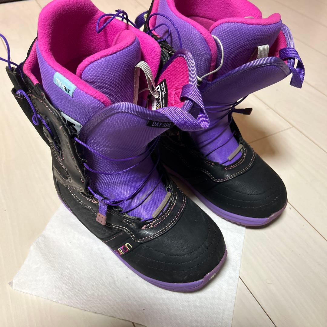 【週末限定値下げ！】女性用　スノーボードブーツ 黒/紫　BURTON