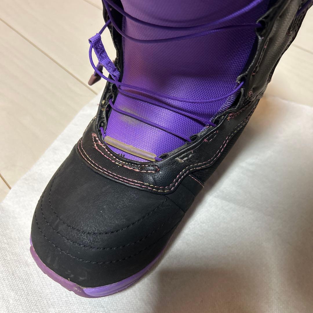 【週末限定値下げ！】女性用　スノーボードブーツ 黒/紫　BURTON
