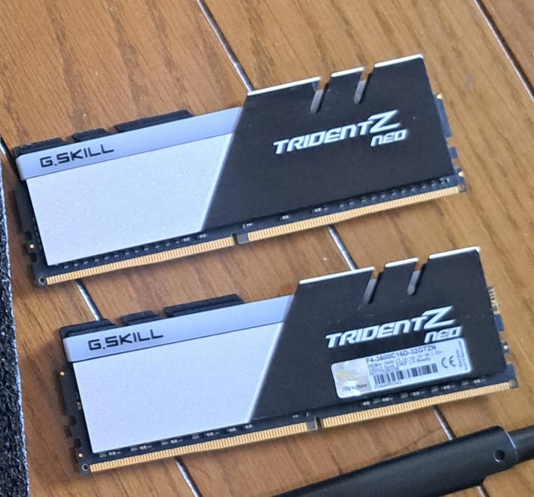 メモリー G.SKILL TRIDENT Z NEO 32G DDR4-3600 CL16