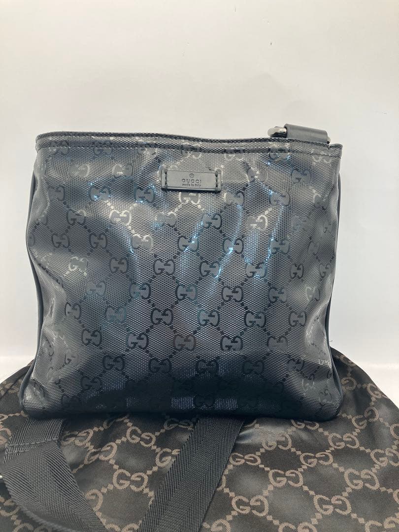 GUCCI ブラックナイロンショルダーバッグ　Y