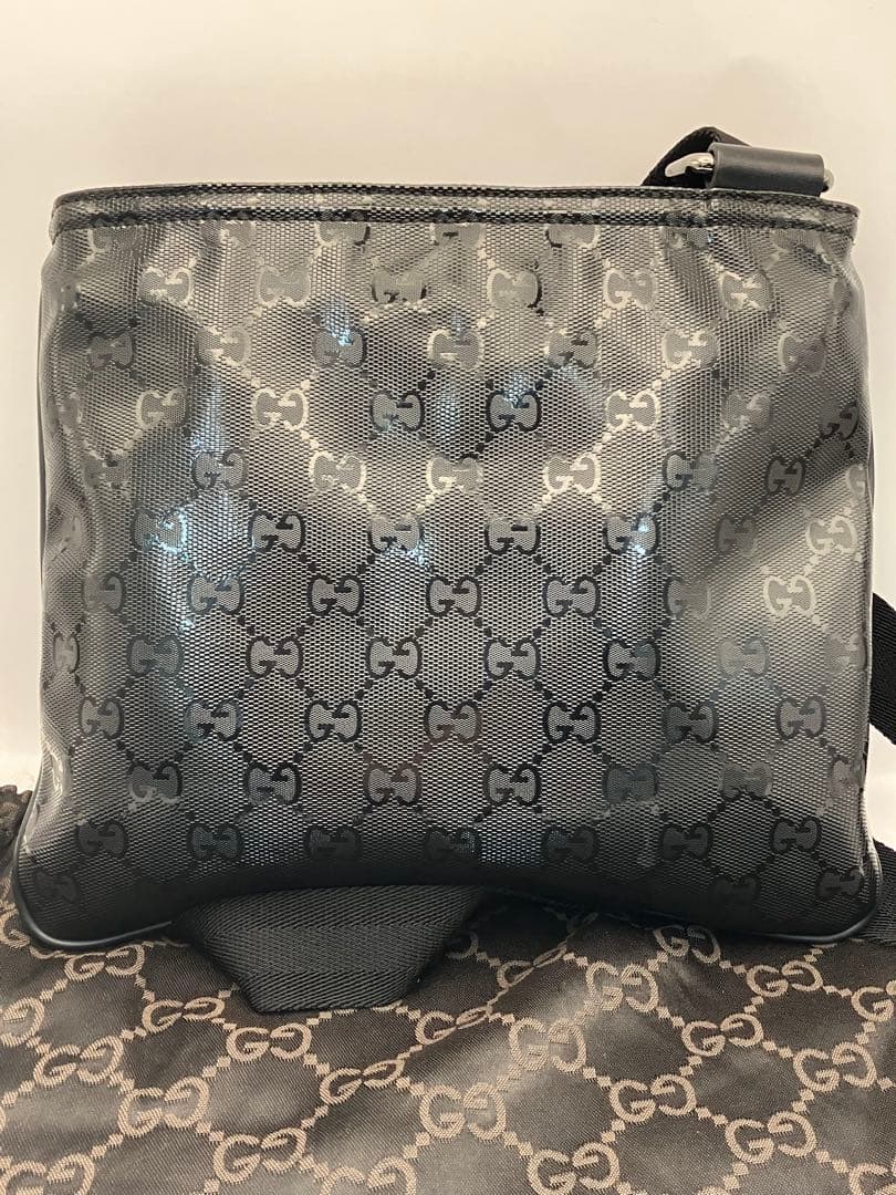 GUCCI ブラックナイロンショルダーバッグ　Y