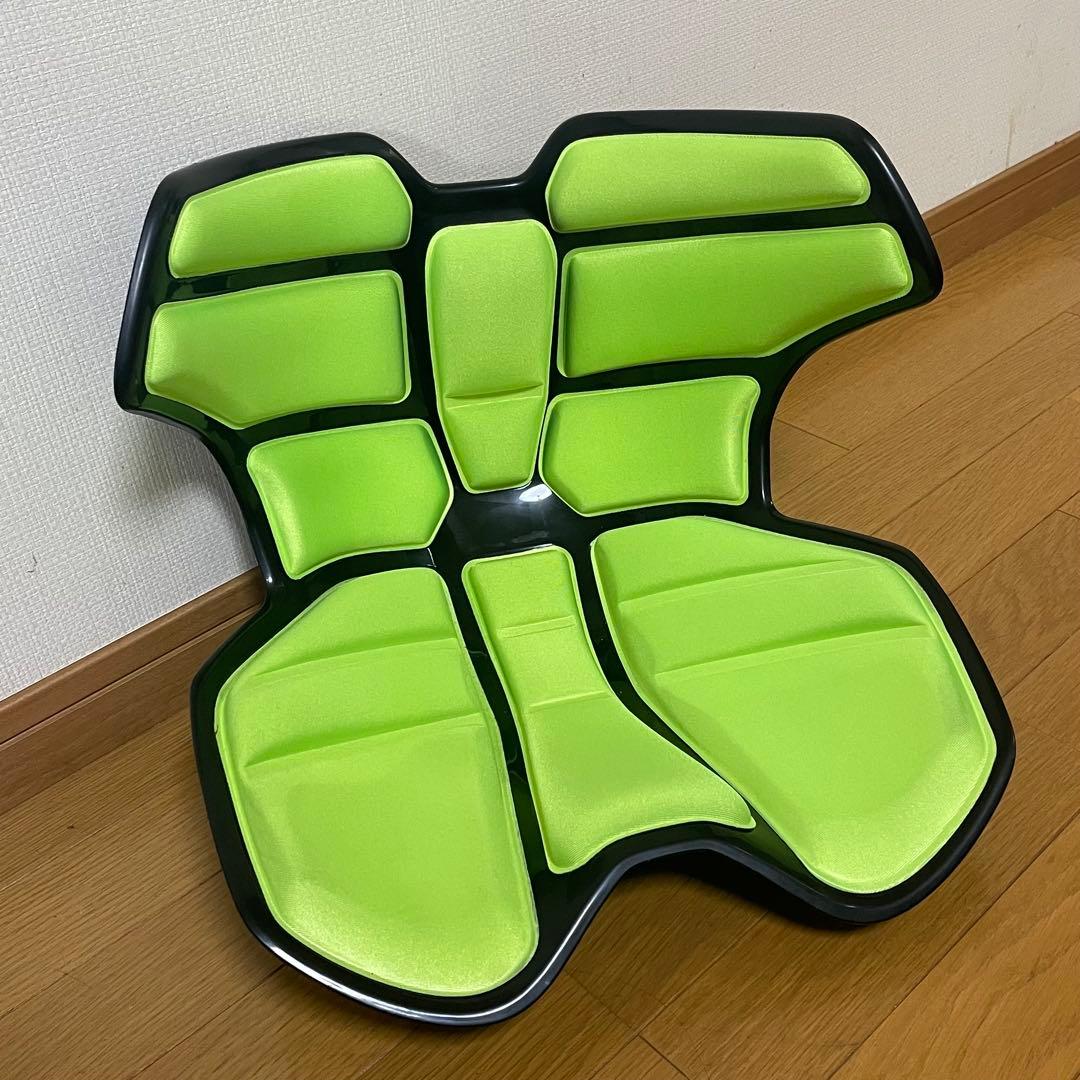 スタイル アスリート2 姿勢矯正 腰痛 骨盤サポートチェア