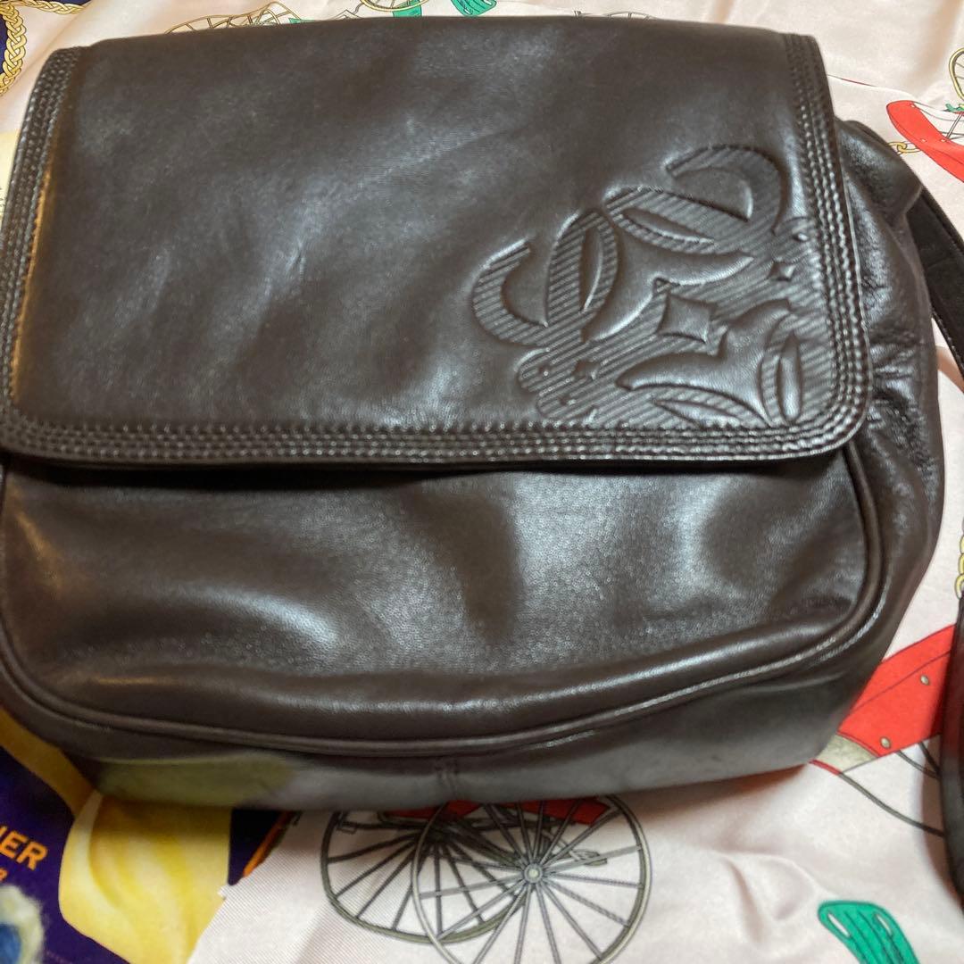 LOEWE レザー ショルダーバッグ