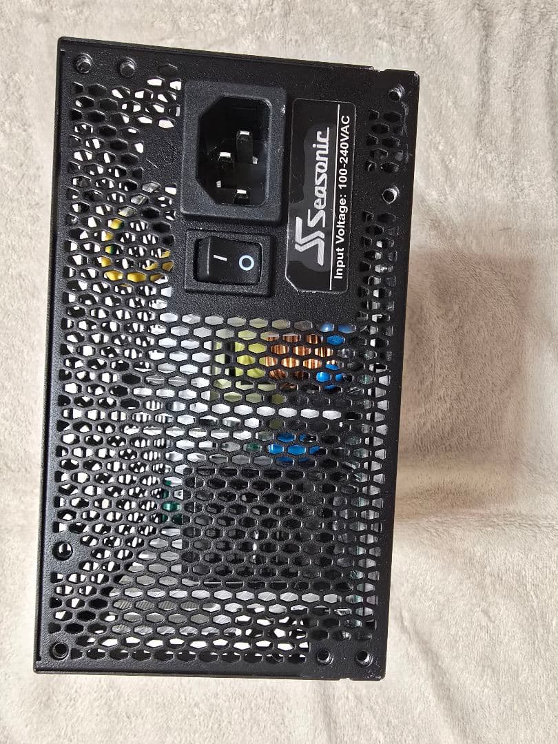 ATX 80+ タイタニウム　seasonic SSR-700TL　ファンレス