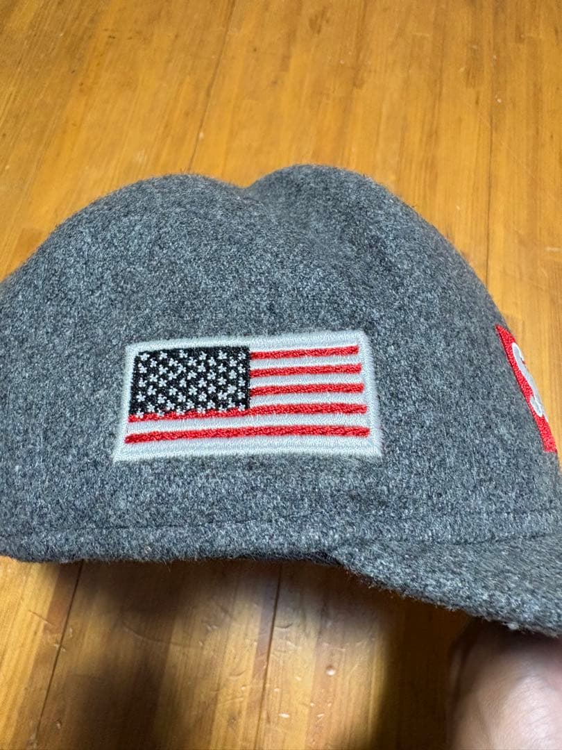 SupremeNewEra BoxLogo 59FIFTY 71/4国旗フラッグ