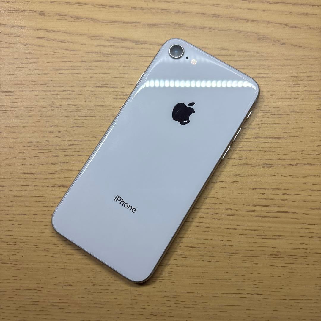 スマートフォン本体 Apple iPhone 8 64gb
