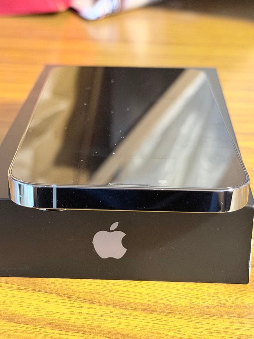 iPhone13pro 256GB SIMフリー