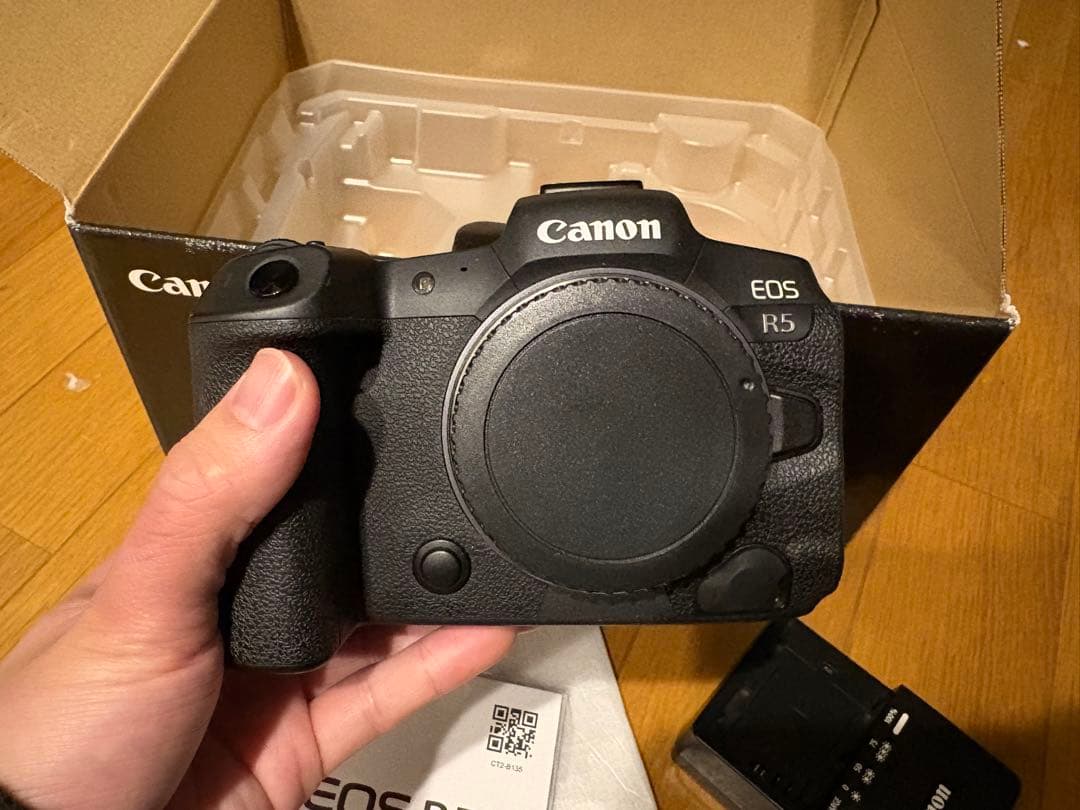 Canon EOS R5 予備バッテリー付き