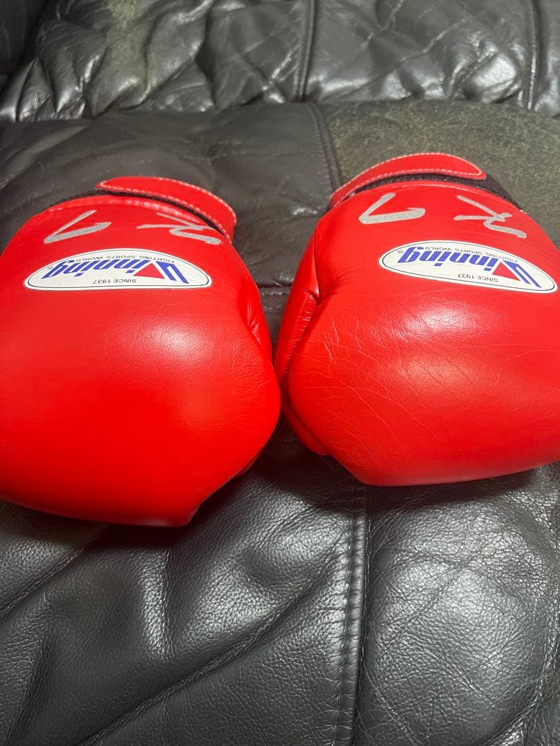 Winning ボクシンググローブ 8 oz レッド