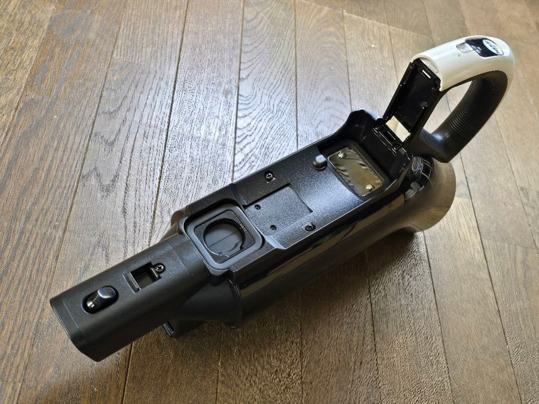 【未使用品】TOSHIBA VC-CLH200 K 掃除機本体 現状