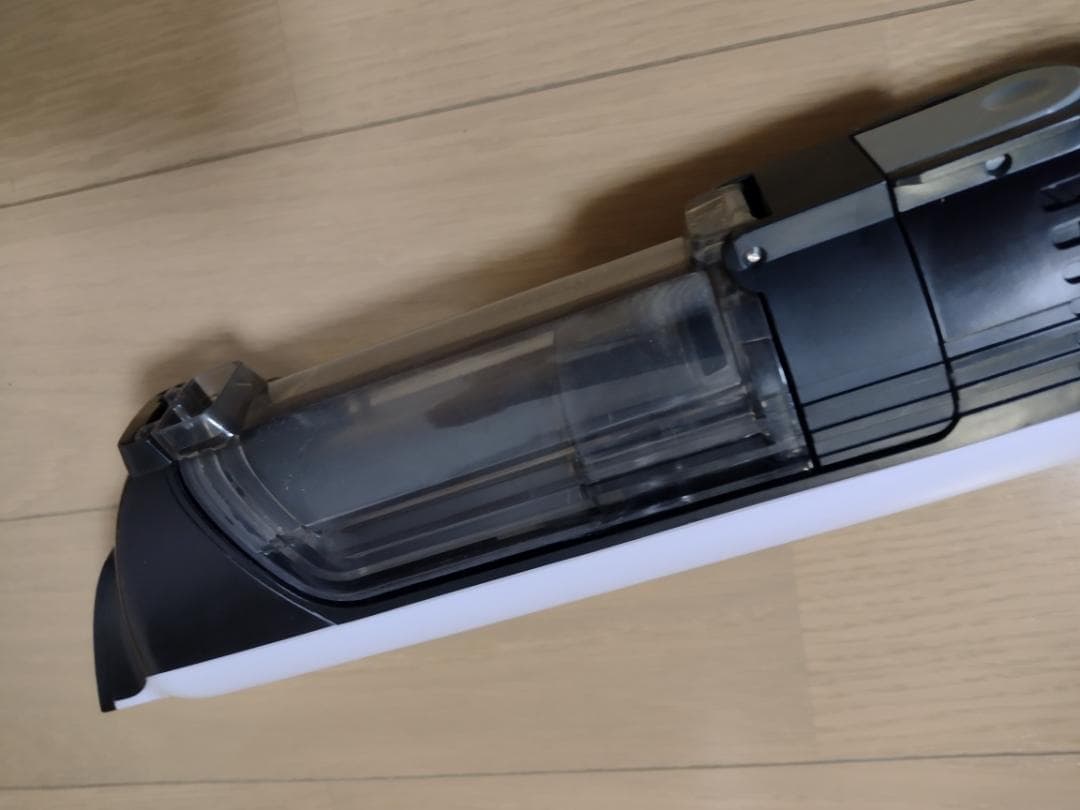 シャーク★コードレスクリーナー★CS300JWH★バッテリーの状態良好★2