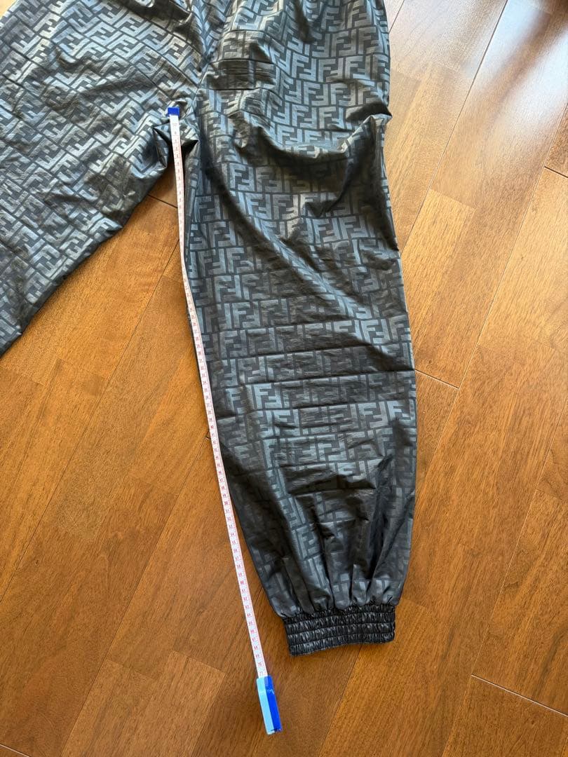 フェンディズボン