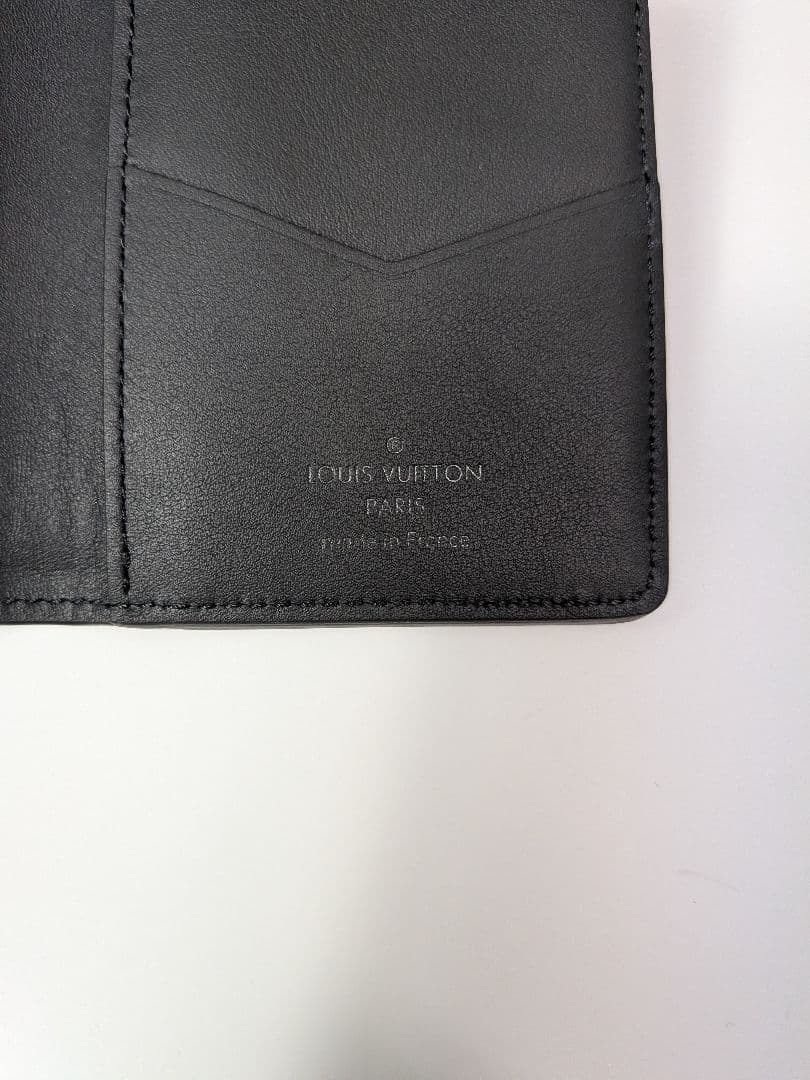 【美品】ルイヴィトン アエログラム オーガナイザー ドゥ ポッシュ 二つ折り 黒