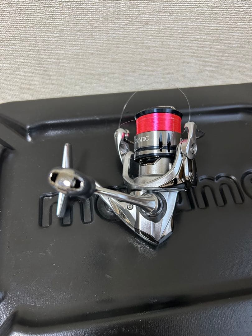 シマノ ストラディック C1000シルバー/レッド