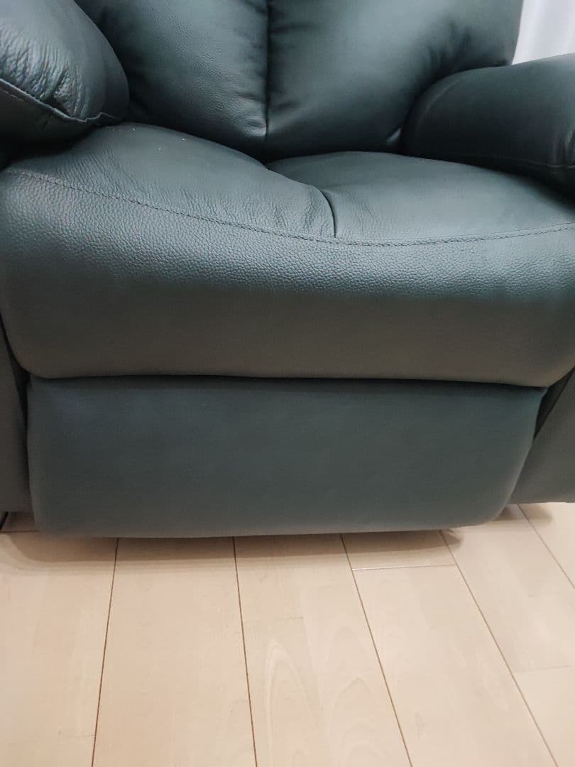 みなみ【送料込み】本革　電動リクライニングチェア