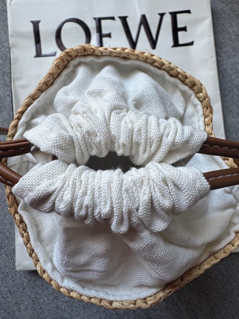 新品LOEWE ストロー かごバッグ