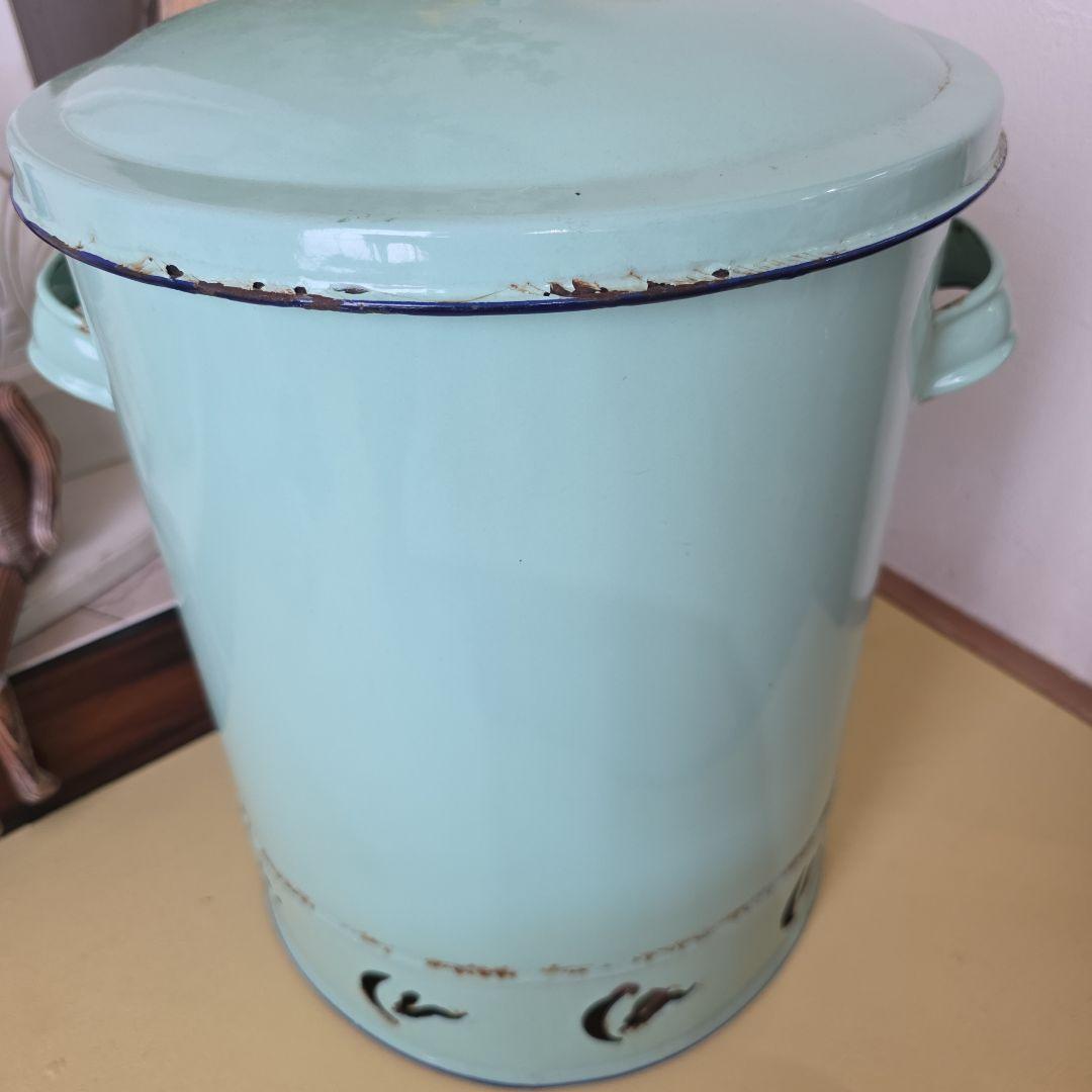 英国アンティーク　ホーロー　ウオータージャグ　タンク　ミントグリーン 蛇口付き