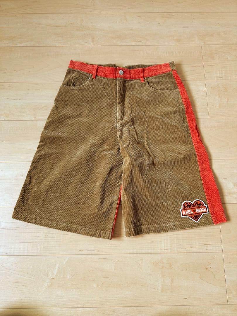 仲里依紗RE.アールイードット コーデュロイハーフパンツ