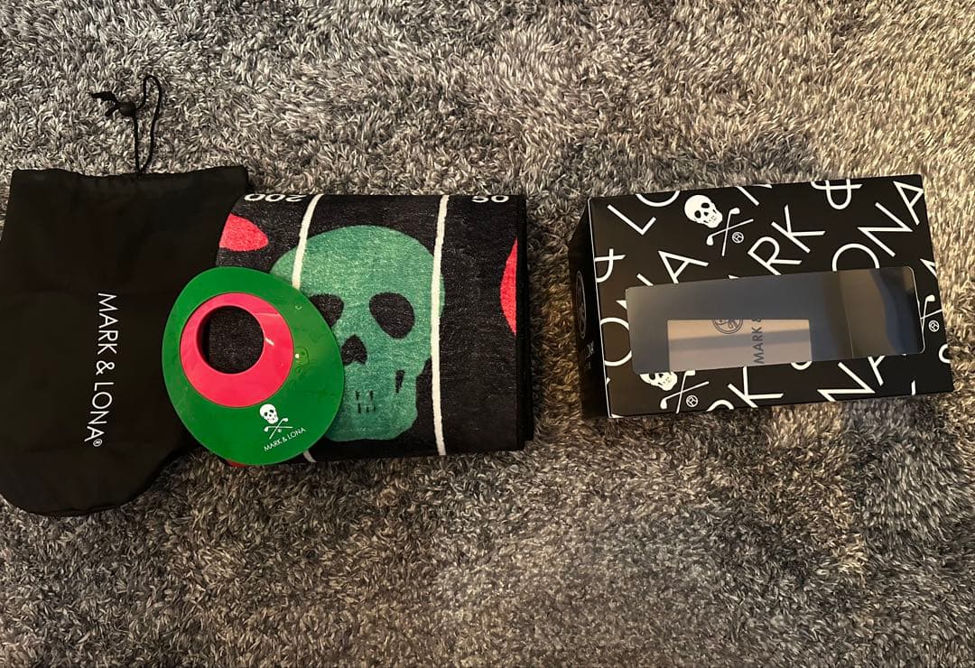 MARK & LONA ゴルフマット カラフルデザイン