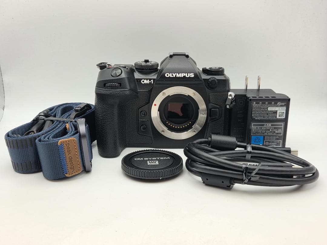 【美品】OLYMPUS OM SYSTEM OM-1 ボディ 1,529ショット