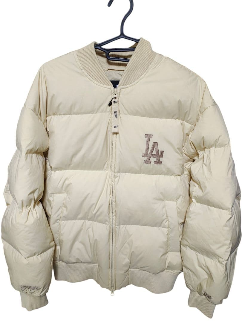NEW ERA ニューエラ×ドジャース　ダウンジャケット　ベージュ　M