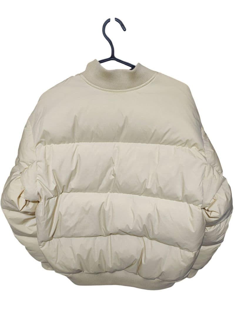 NEW ERA ニューエラ×ドジャース　ダウンジャケット　ベージュ　M