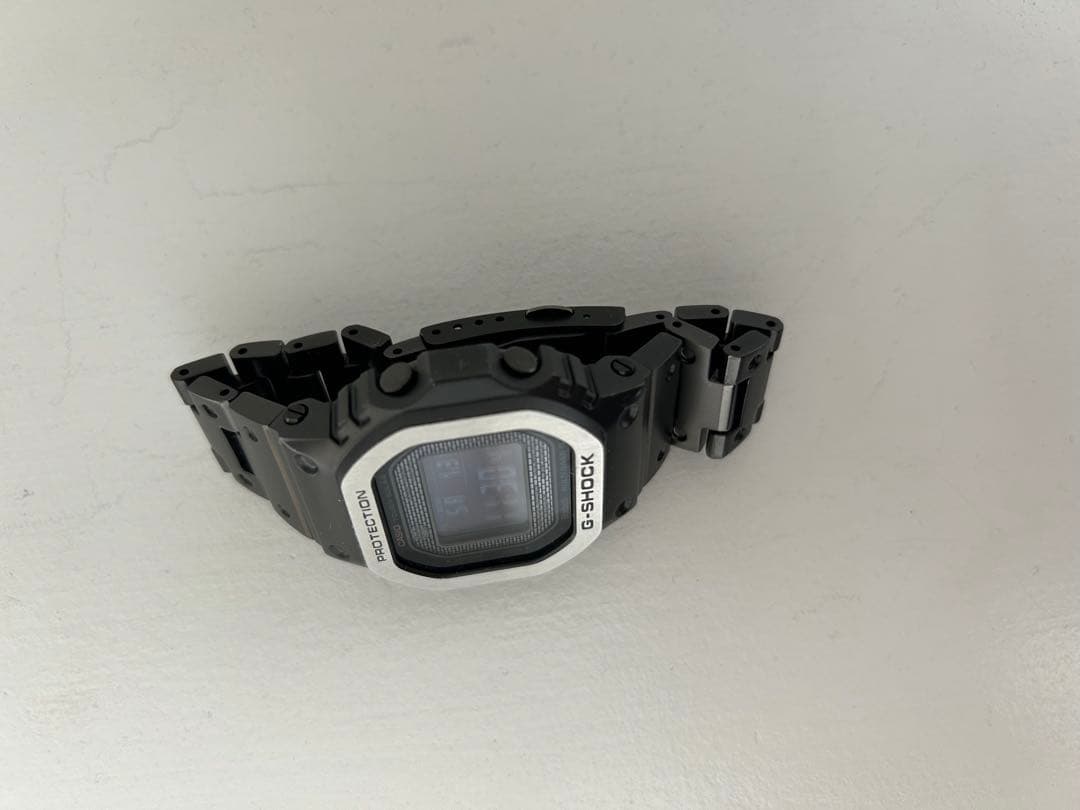 G-SHOCK GMW-B5000フルメタル　電波ソーラー