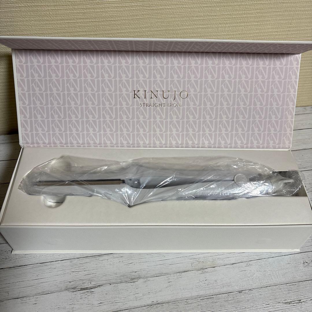 あまKINUJO ストレートアイロン