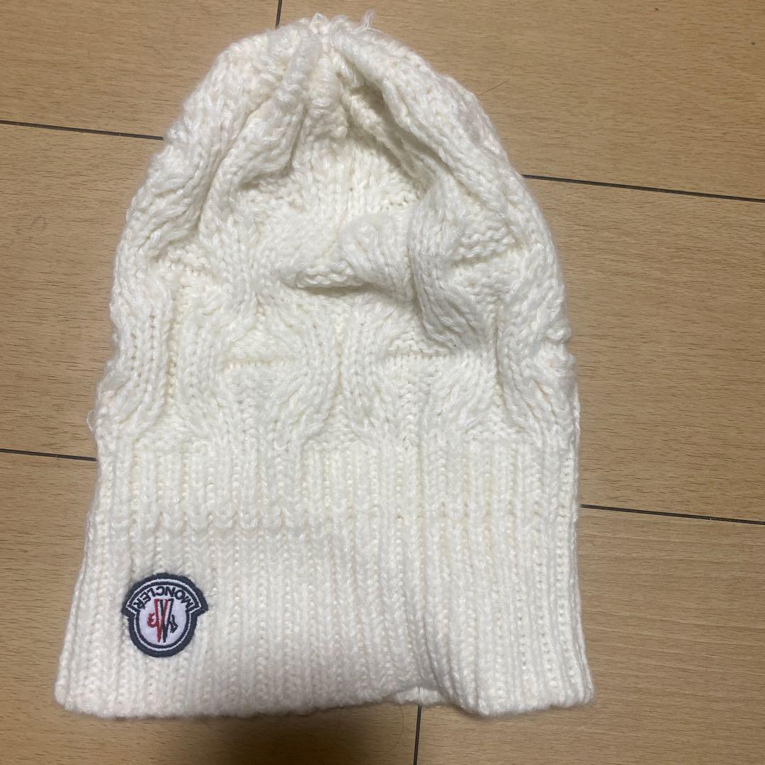 ホワイト ケーブル編み ビーニー