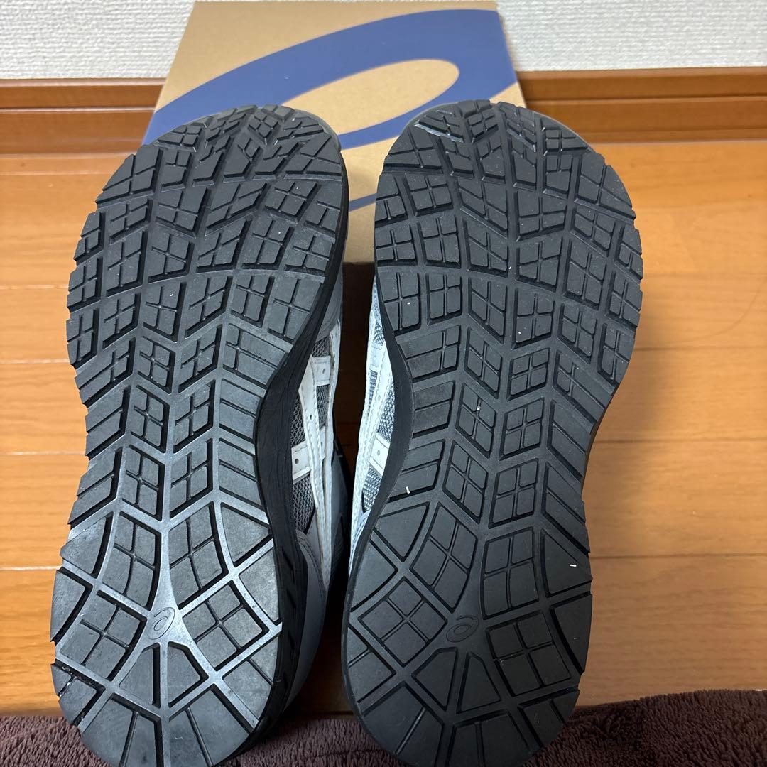 美品ASICS WINJOB CP209 BOA 安全靴 アシックス　25.5