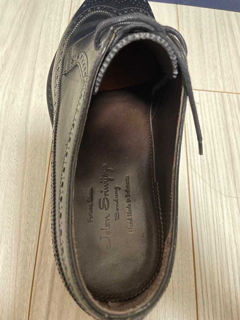 ウイングチップ ジャランスリワヤ