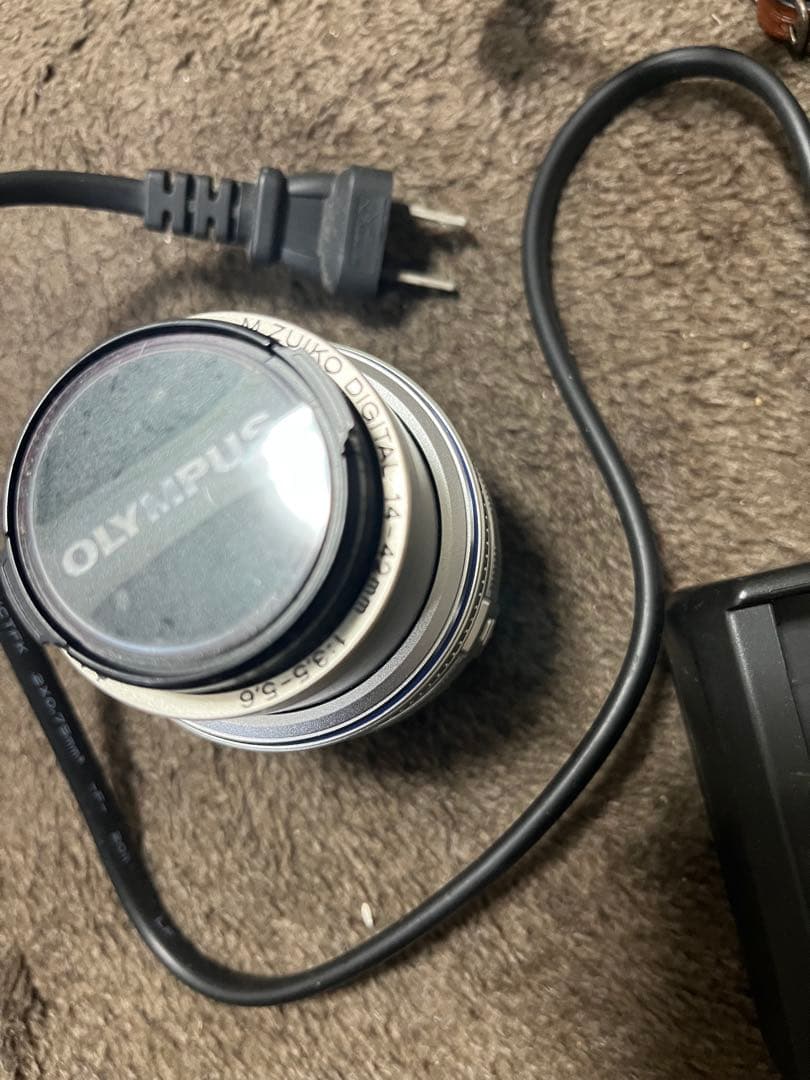 オリンパス ペン E-P2 レンズキット＋パンケーキレンズ