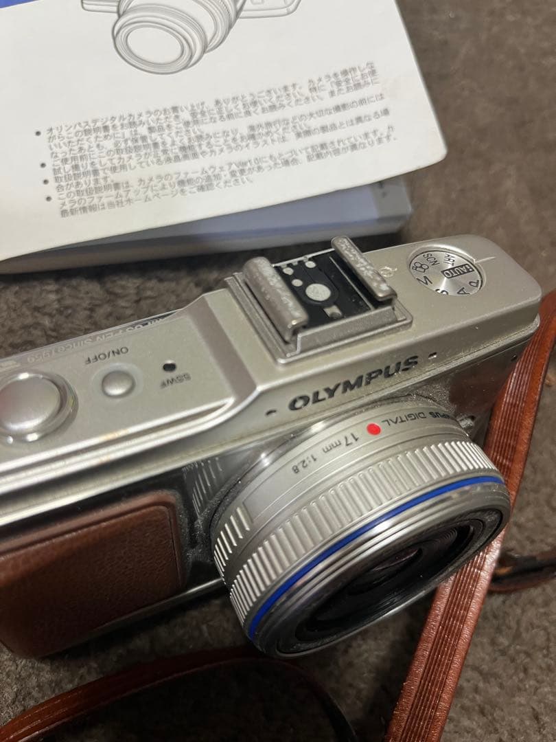 オリンパス ペン E-P2 レンズキット＋パンケーキレンズ