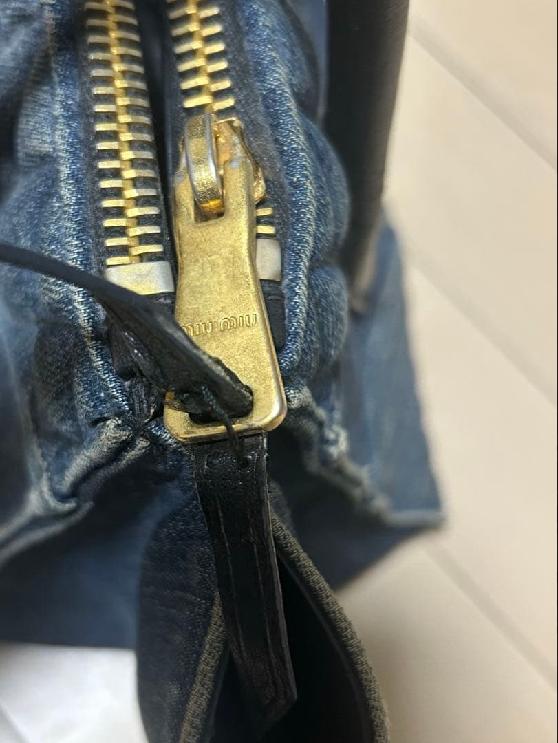 MIU MIU デニムキルティングハンドバッグ