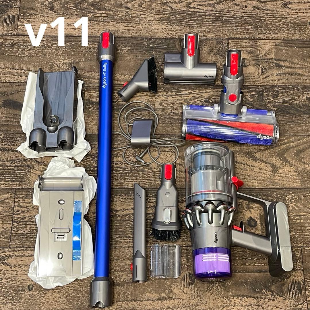 Dyson スティッククリーナー 付属品多数v11ジャンク品