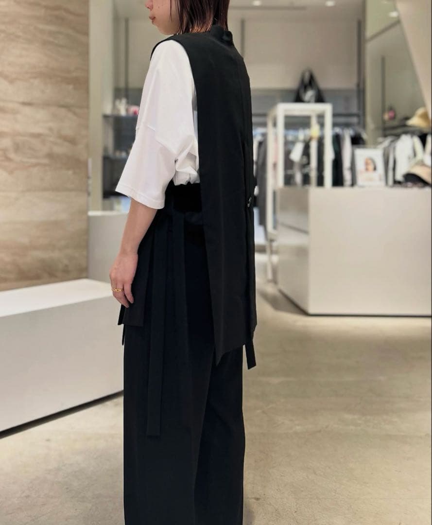 ENFOLD CACHE-COEUR OPEN VEST 38 黒